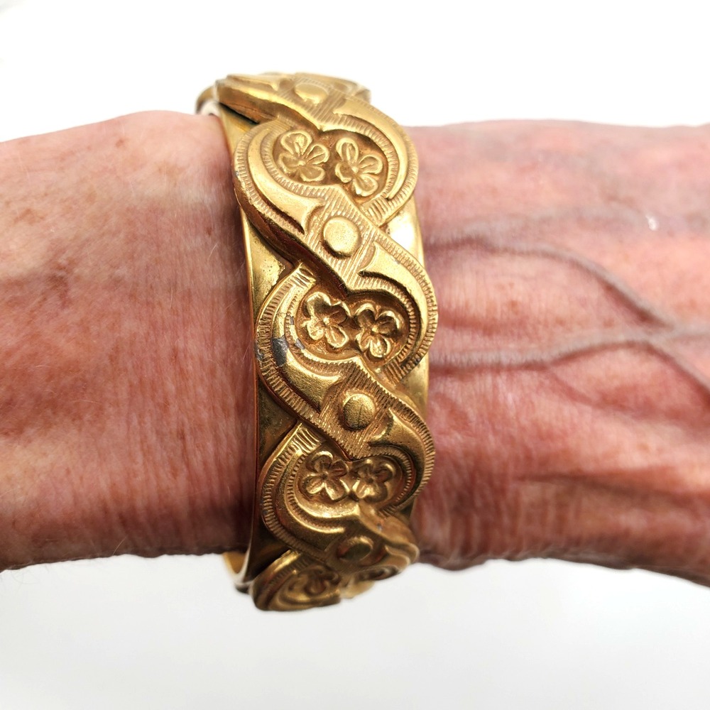 Vintage Cuff Bracelet Embossed Floral Scroll Gold Tone 6" HEAVY